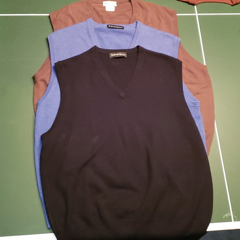 3 Bullock & Jones L Cashmere Sweater Vests